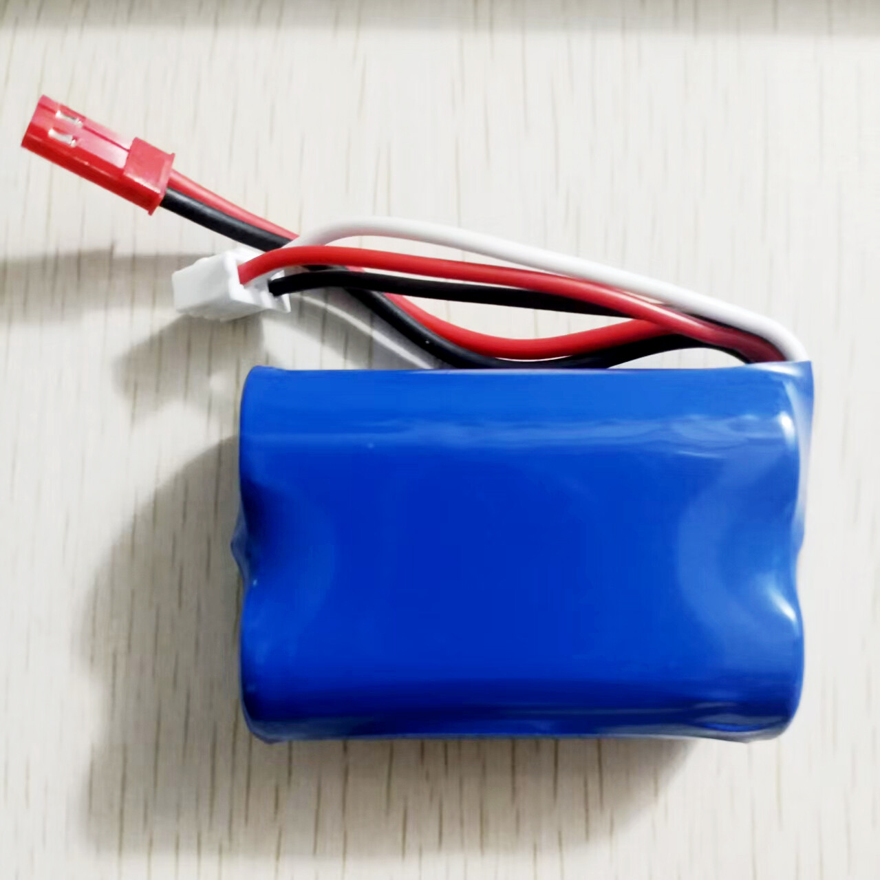 18500 7.4V 1100mAh JST 15C Bat - Drone Mjx Rc reseña y precio